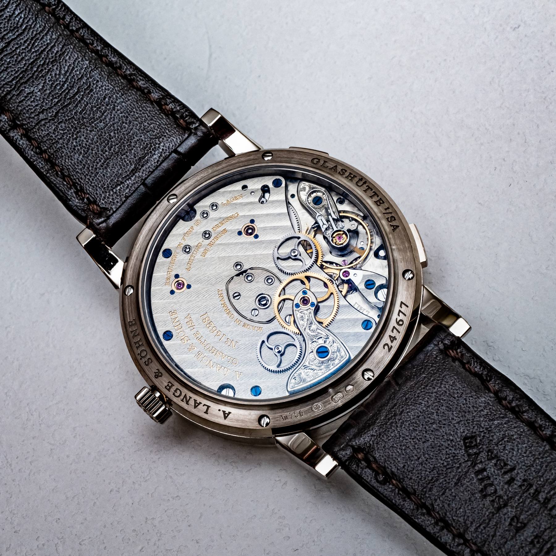 a lange & sohne lange 1 time zone