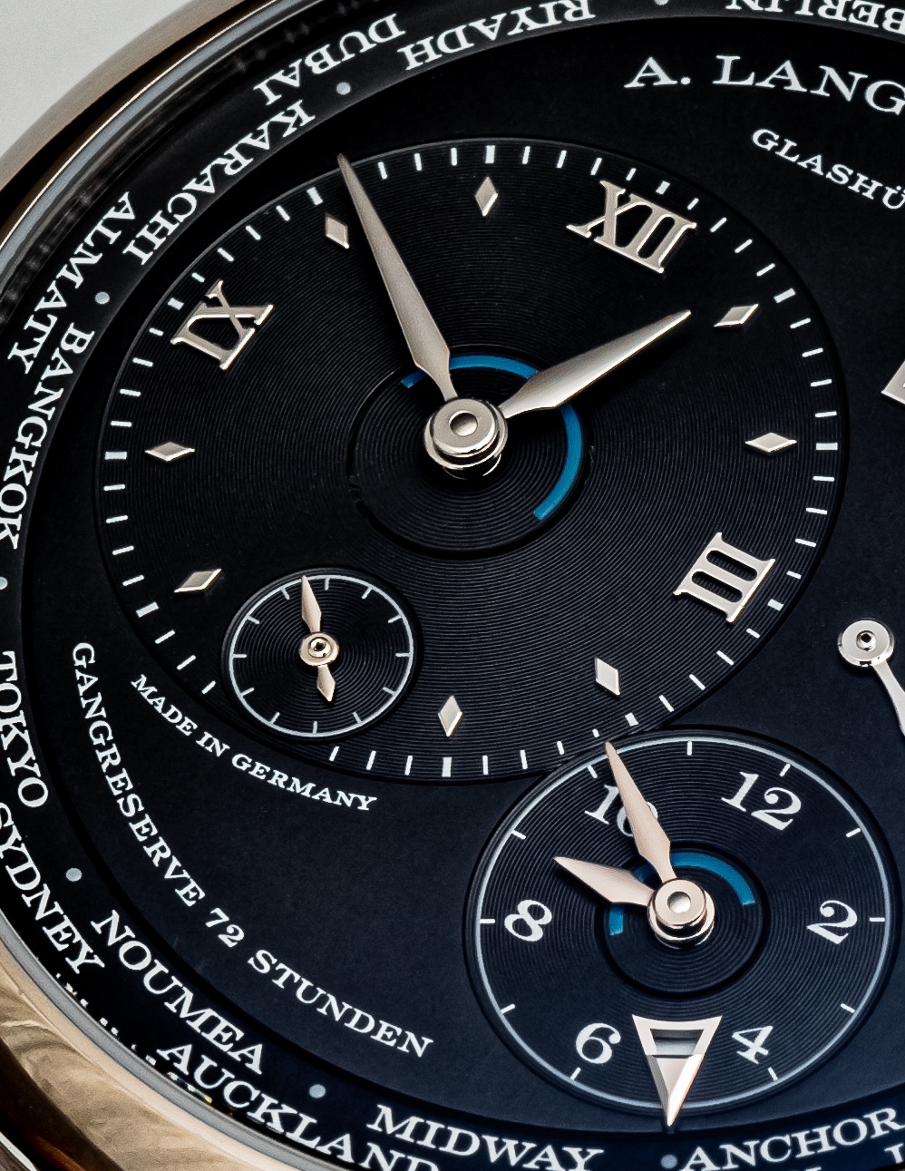 a lange & sohne lange 1 time zone